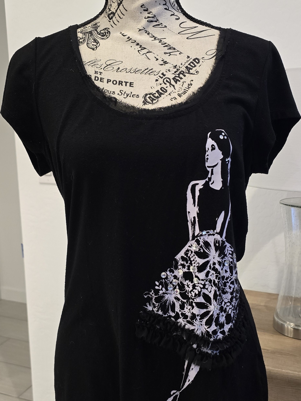 White House Black Market Black Tee with White Fashion Figure